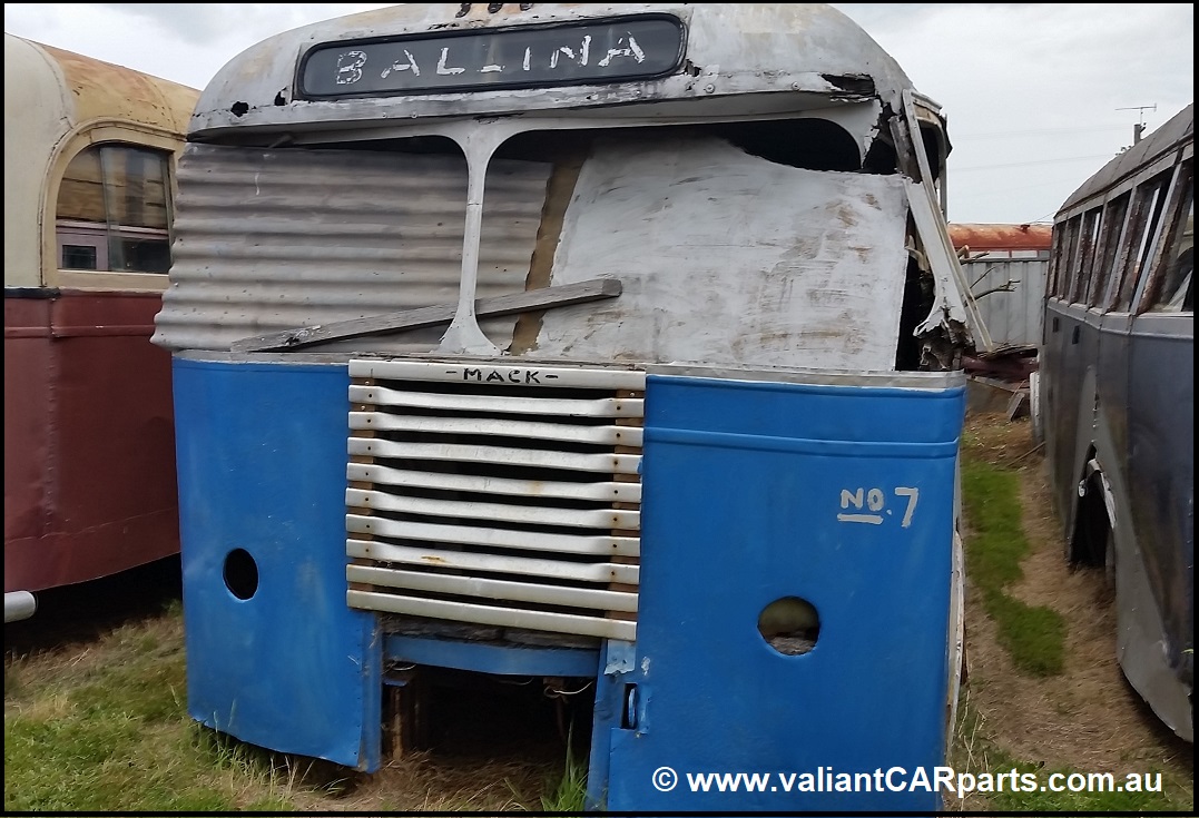 1953_MACK_vintage_Bus-F 1953_MACK_vintage_Bus-F